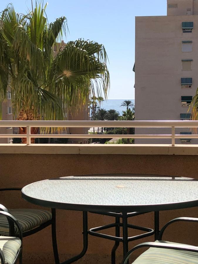Precioso Apartamento En Urbanizacion Junto Al Mar. Alicante Eksteriør billede