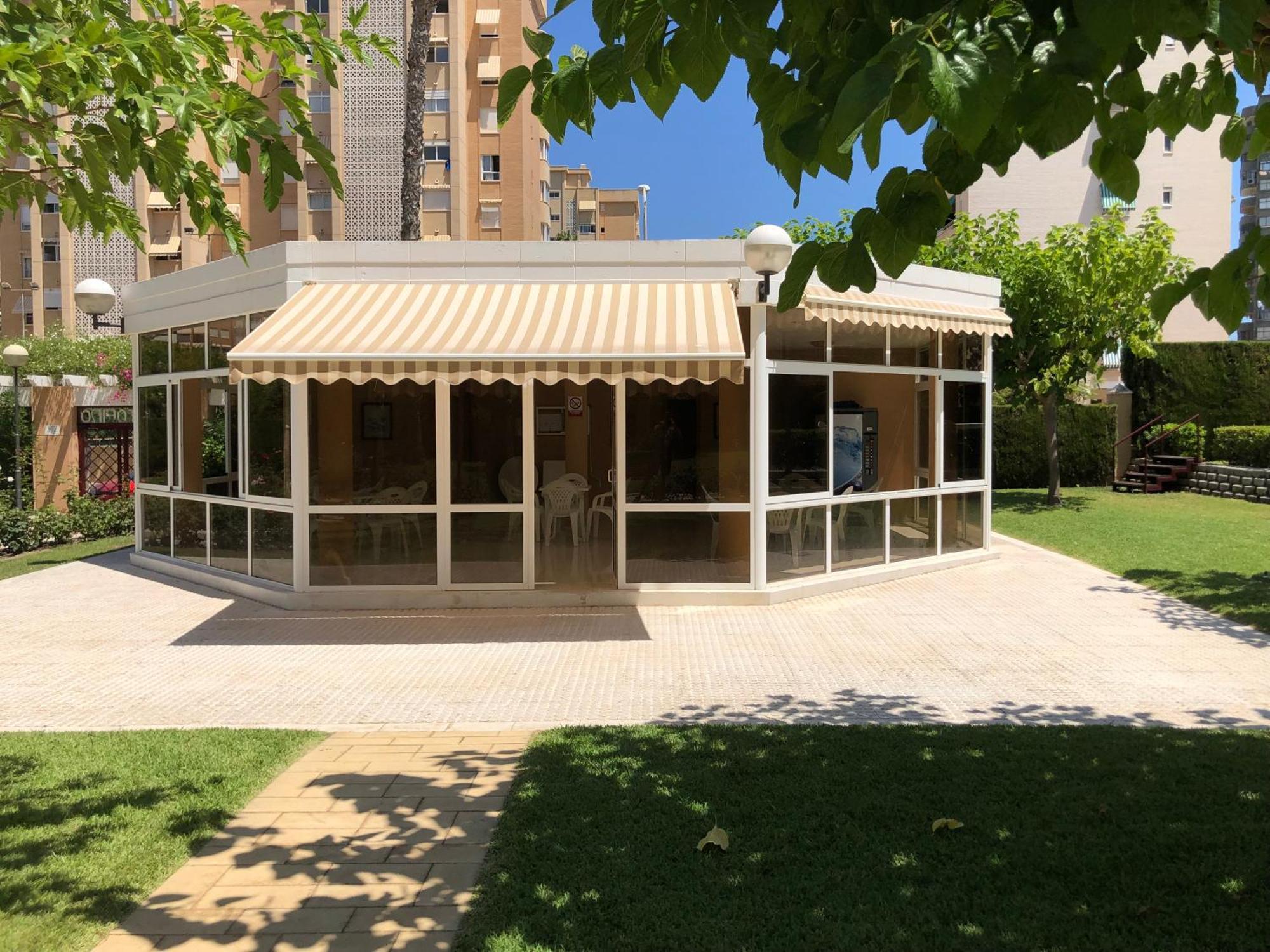 Precioso Apartamento En Urbanizacion Junto Al Mar. Alicante Eksteriør billede